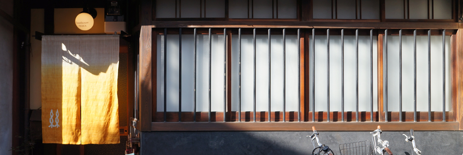 糸屋の室内写真 | 入口